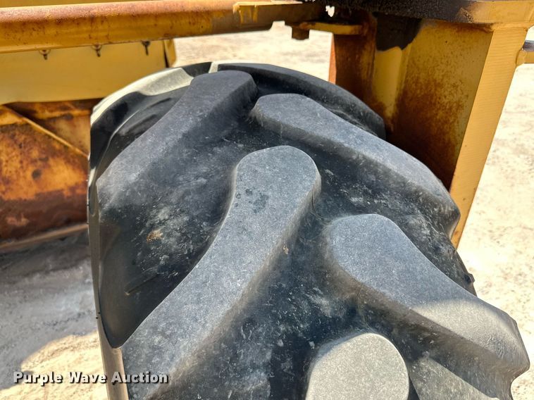 image for item DQ1403 2001 Caterpillar RM-350B  reclaimer