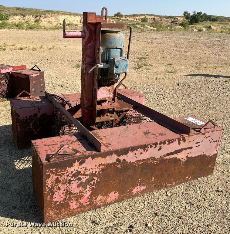 image for item DQ1409 Fisher  Floating Pump