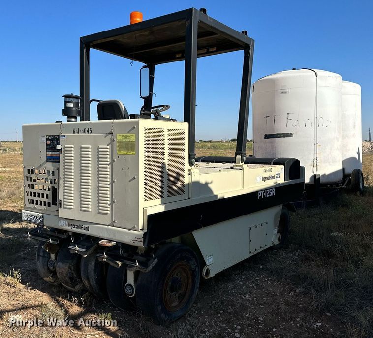 image for item DQ1411 2006 Ingersoll Rand PT125R  pneumatic roller