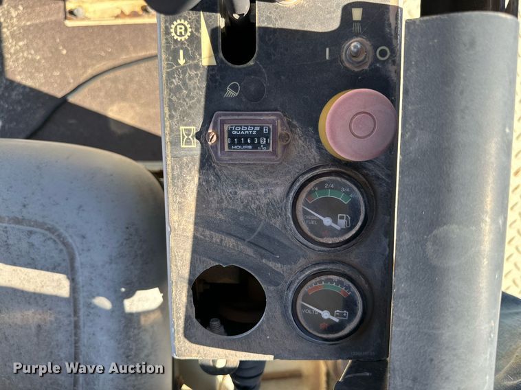 image for item DQ1411 2006 Ingersoll Rand PT125R  pneumatic roller