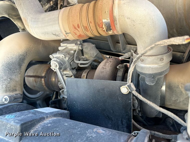 image for item DQ1413 2019 Case 721G  wheel loader