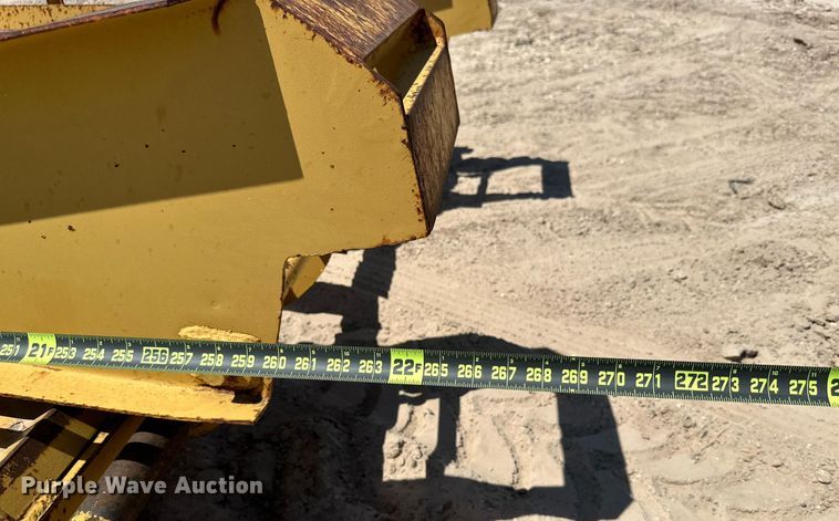 image for item DQ1414 2012 Belshe BF9T  equipment trailer