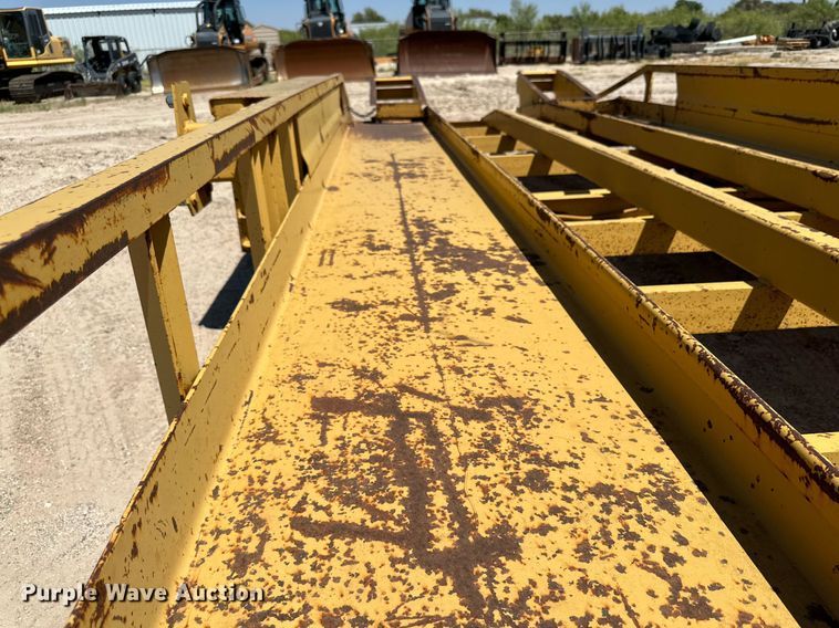 image for item DQ1414 2012 Belshe BF9T  equipment trailer