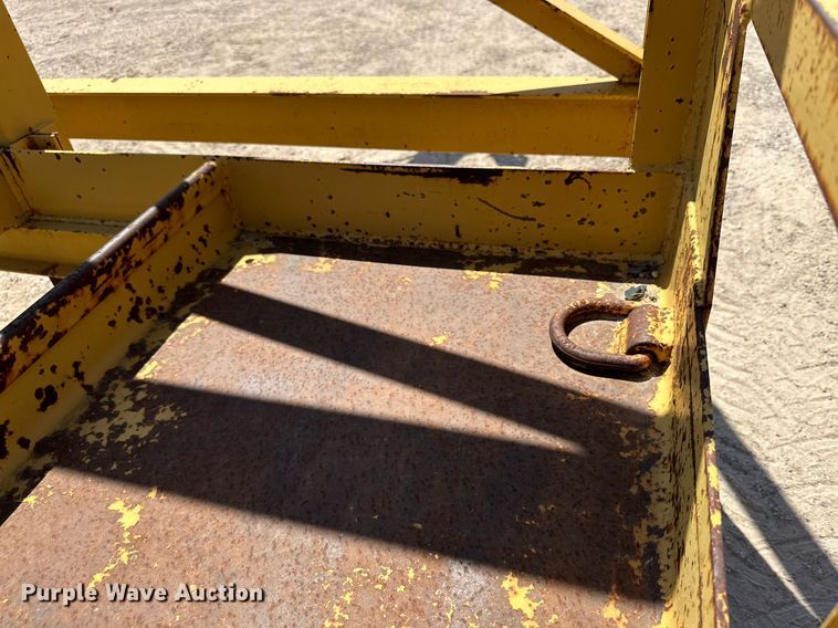 image for item DQ1414 2012 Belshe BF9T  equipment trailer