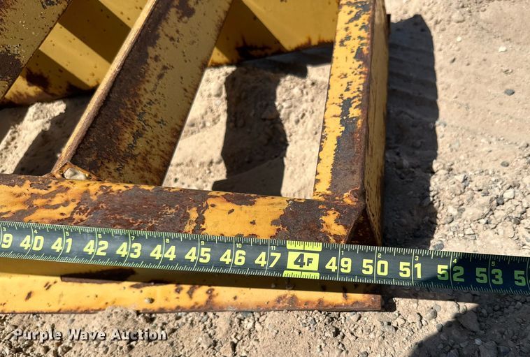 image for item DQ1414 2012 Belshe BF9T  equipment trailer