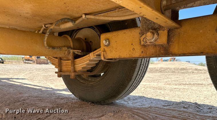 image for item DQ1414 2012 Belshe BF9T  equipment trailer