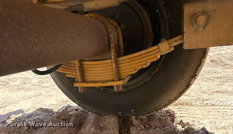 image for item DQ1414 2012 Belshe BF9T  equipment trailer