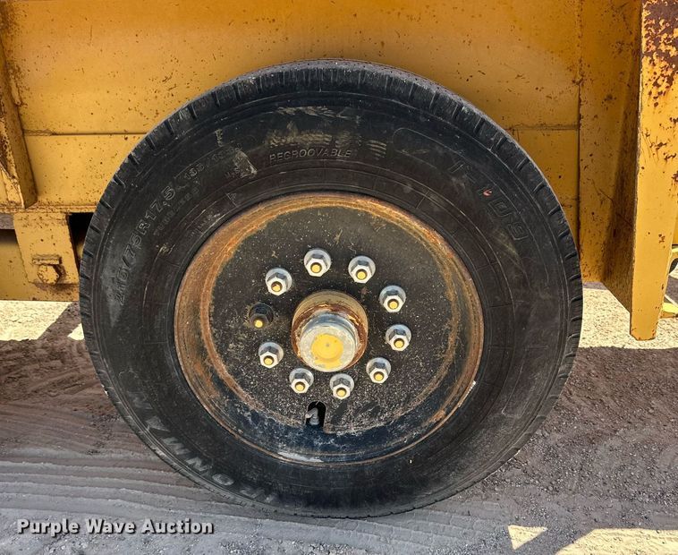 image for item DQ1414 2012 Belshe BF9T  equipment trailer