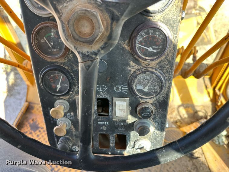 image for item DQ1415 Galion T500M  motor grader