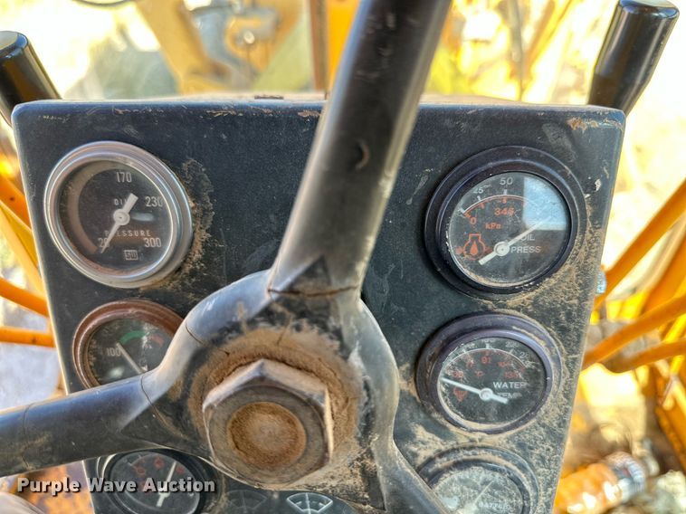 image for item DQ1415 Galion T500M  motor grader