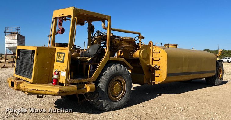 image for item DQ2162 Caterpillar 613C  water wagon