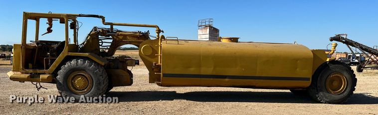 image for item DQ2162 Caterpillar 613C  water wagon