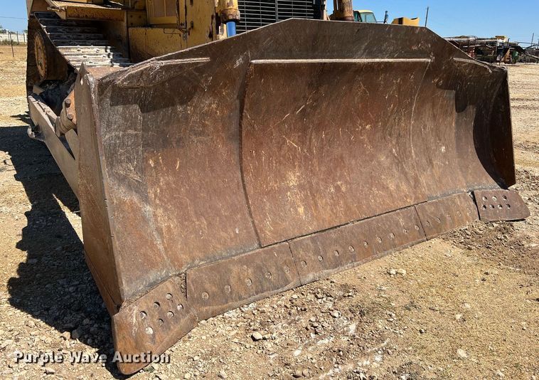 image for item DQ2163 1994 Caterpillar D8N  dozer
