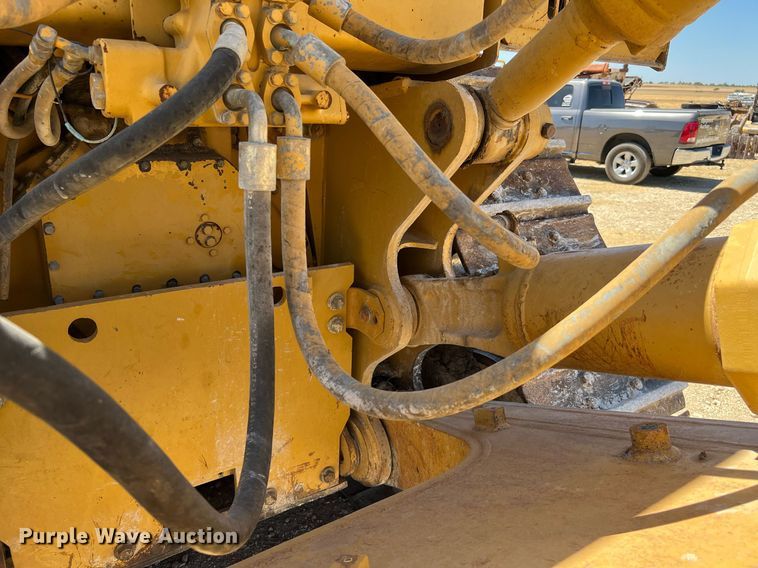 image for item DQ2163 1994 Caterpillar D8N  dozer