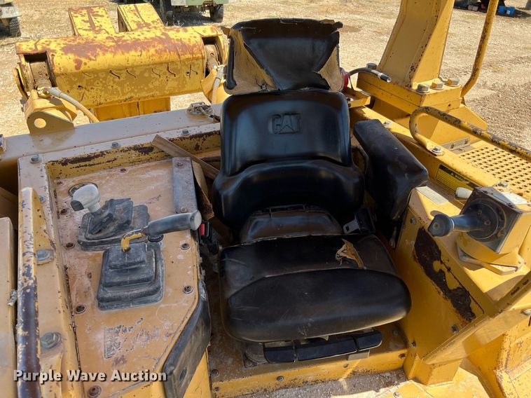 image for item DQ2163 1994 Caterpillar D8N  dozer