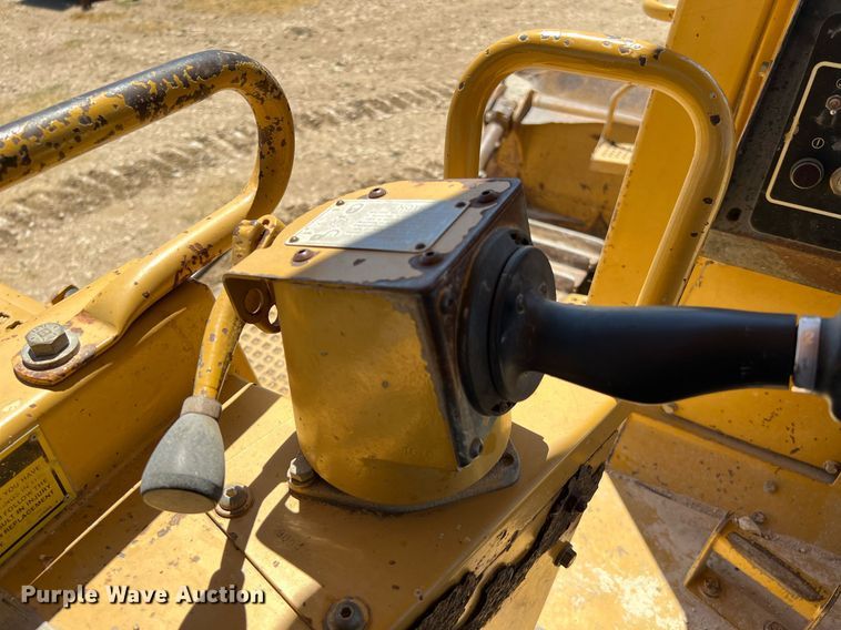 image for item DQ2163 1994 Caterpillar D8N  dozer