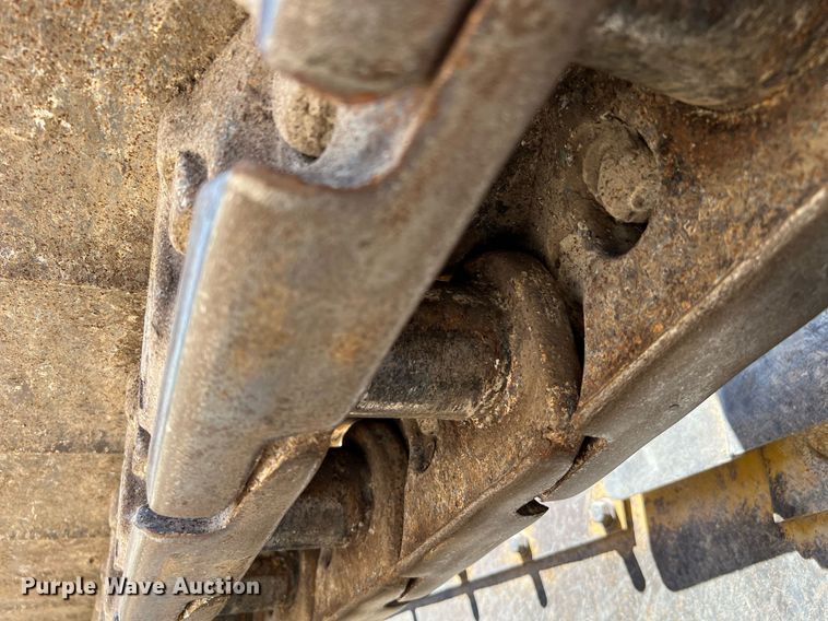 image for item DQ2163 1994 Caterpillar D8N  dozer