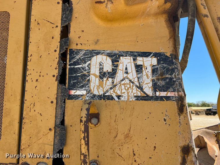 image for item DQ2163 1994 Caterpillar D8N  dozer