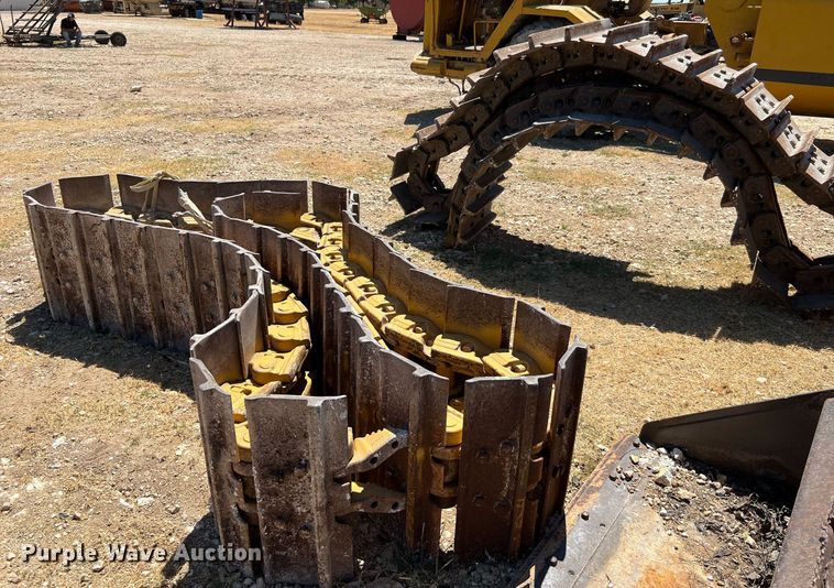 image for item DQ2163 1994 Caterpillar D8N  dozer