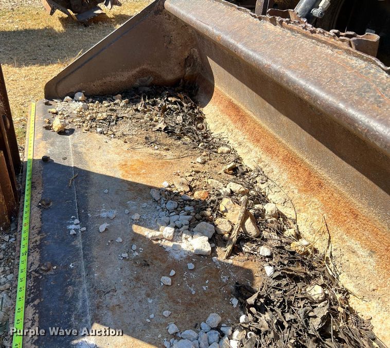 image for item DQ2164 2005 Caterpillar 242B  skid steer loader