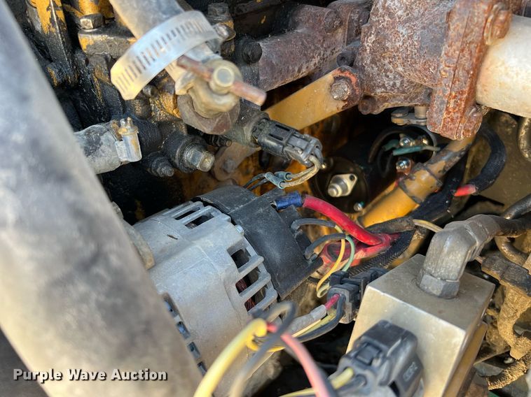 image for item DQ2164 2005 Caterpillar 242B  skid steer loader