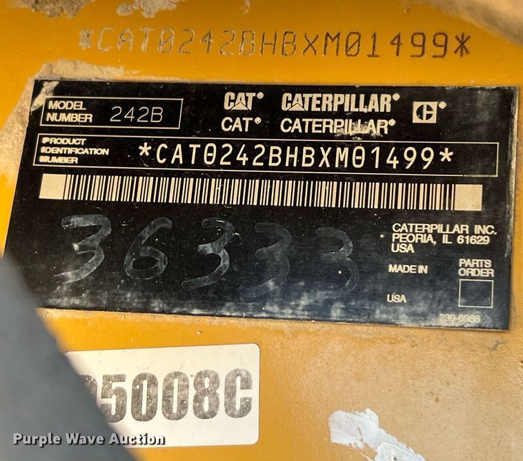 image for item DQ2164 2005 Caterpillar 242B  skid steer loader