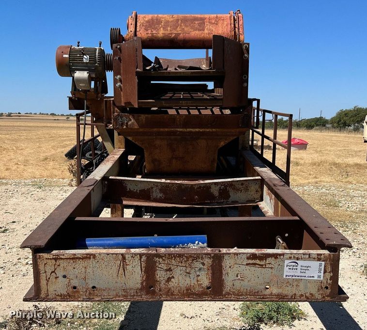 image for item DQ2165 Cedarapids  screen