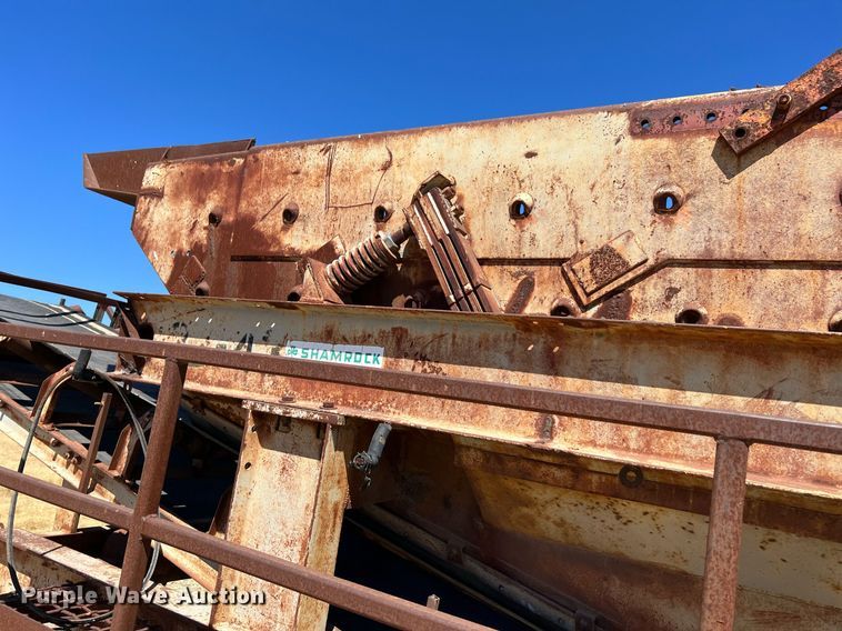 image for item DQ2165 Cedarapids  screen