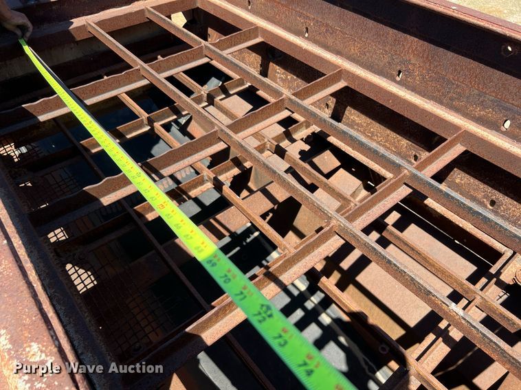 image for item DQ2165 Cedarapids  screen