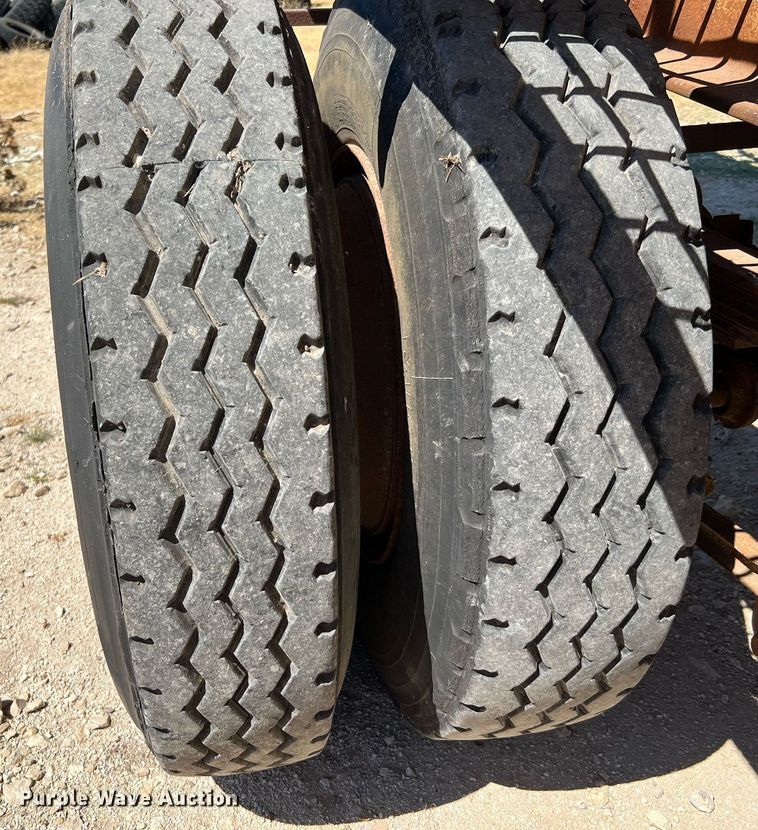 image for item DQ2165 Cedarapids  screen