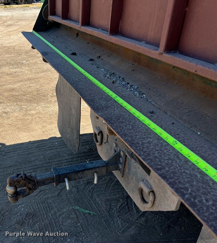 image for item DQ2166 2007 International 4300  dump truck