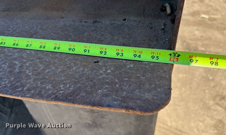 image for item DQ2166 2007 International 4300  dump truck