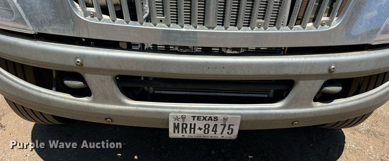 image for item DQ2166 2007 International 4300  dump truck