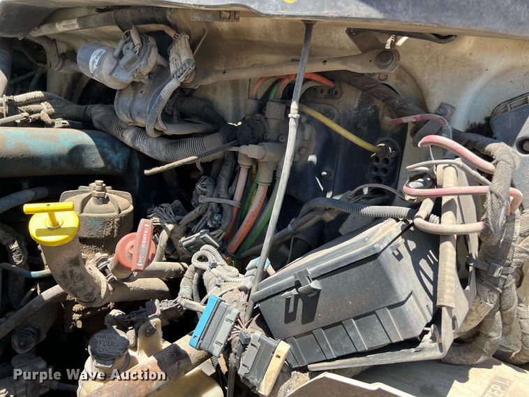 image for item DQ2166 2007 International 4300  dump truck