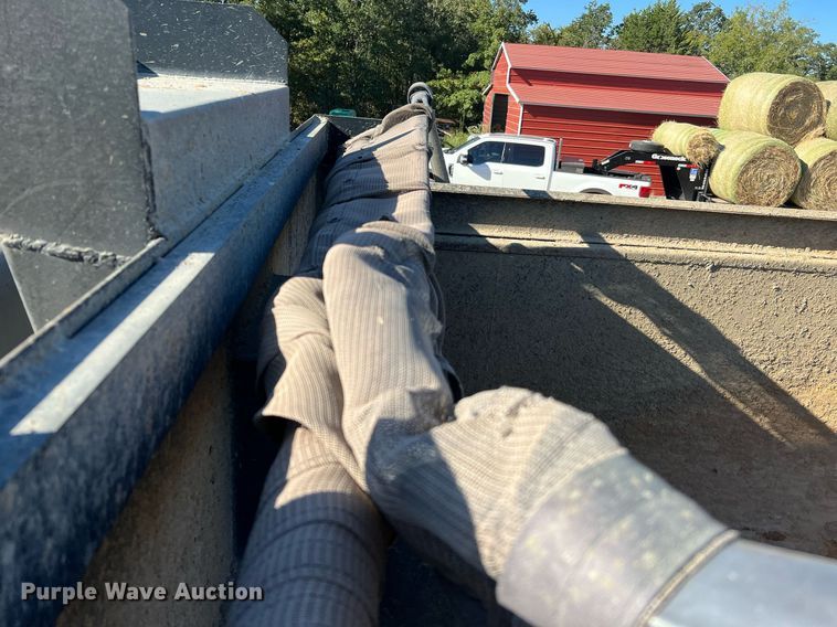 image for item DQ2167 2000 Freightliner FLD  dump truck