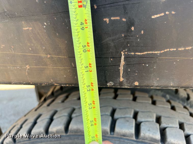 image for item DQ2167 2000 Freightliner FLD  dump truck