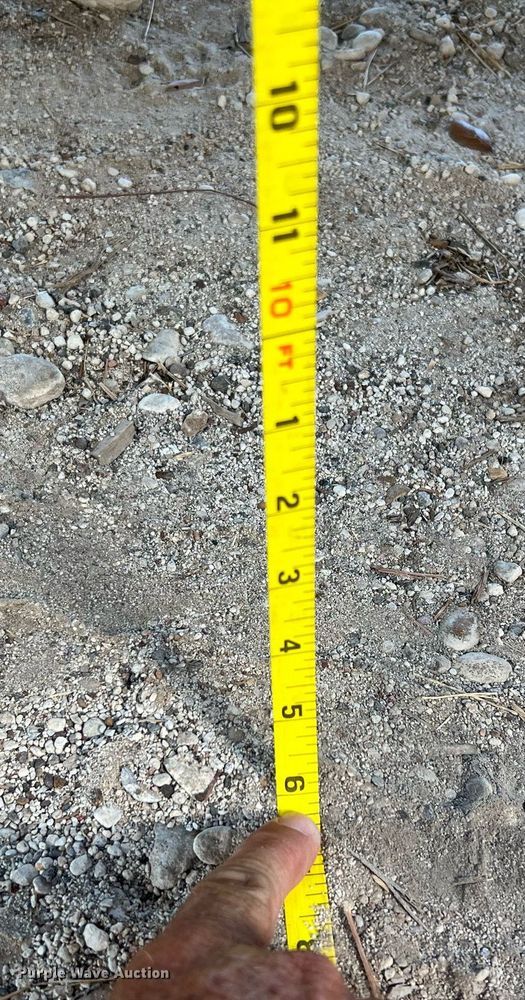 image for item DQ2167 2000 Freightliner FLD  dump truck