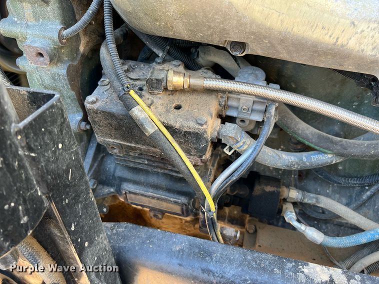 image for item DQ2167 2000 Freightliner FLD  dump truck