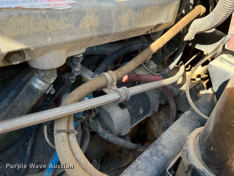 image for item DQ2167 2000 Freightliner FLD  dump truck