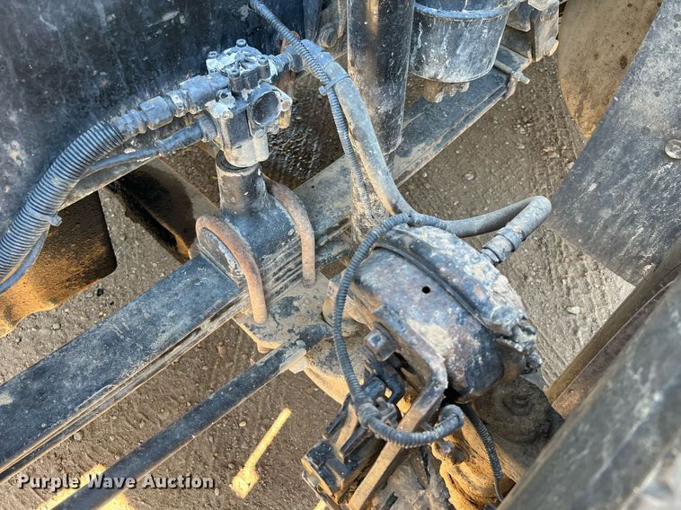 image for item DQ2167 2000 Freightliner FLD  dump truck