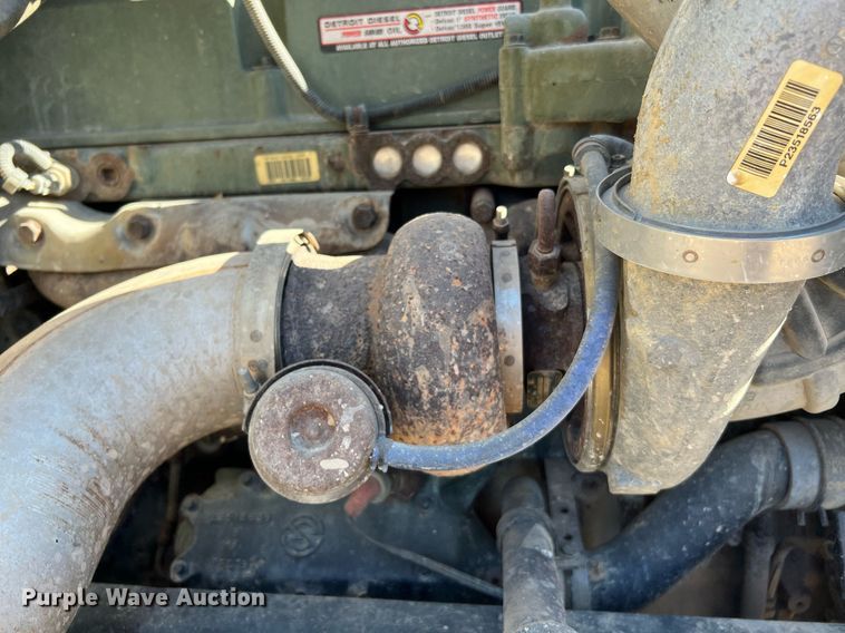 image for item DQ2167 2000 Freightliner FLD  dump truck