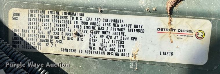 image for item DQ2167 2000 Freightliner FLD  dump truck