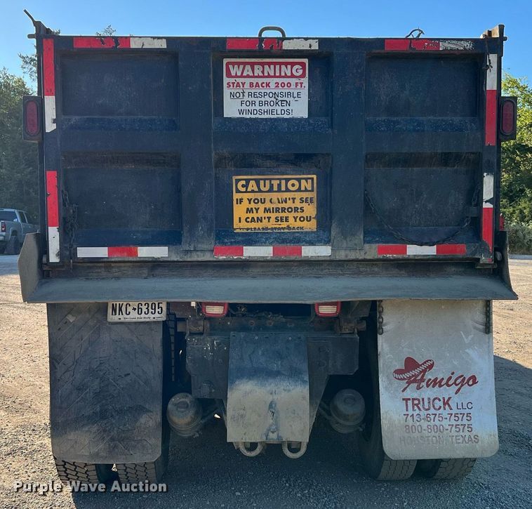 image for item DQ2168 2007 Peterbilt 340  dump truck