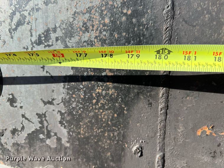 image for item DQ2168 2007 Peterbilt 340  dump truck