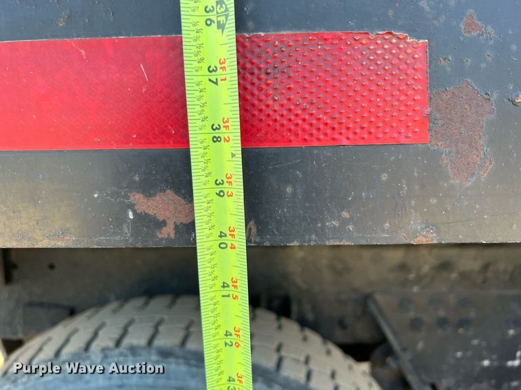 image for item DQ2168 2007 Peterbilt 340  dump truck