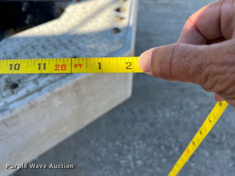 image for item DQ2168 2007 Peterbilt 340  dump truck