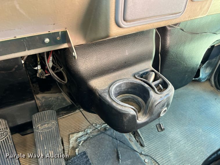 image for item DQ2168 2007 Peterbilt 340  dump truck