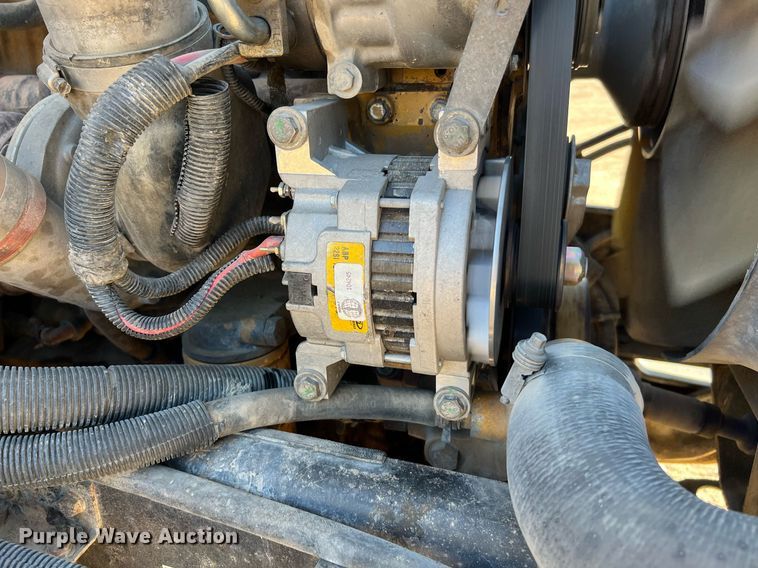 image for item DQ2168 2007 Peterbilt 340  dump truck