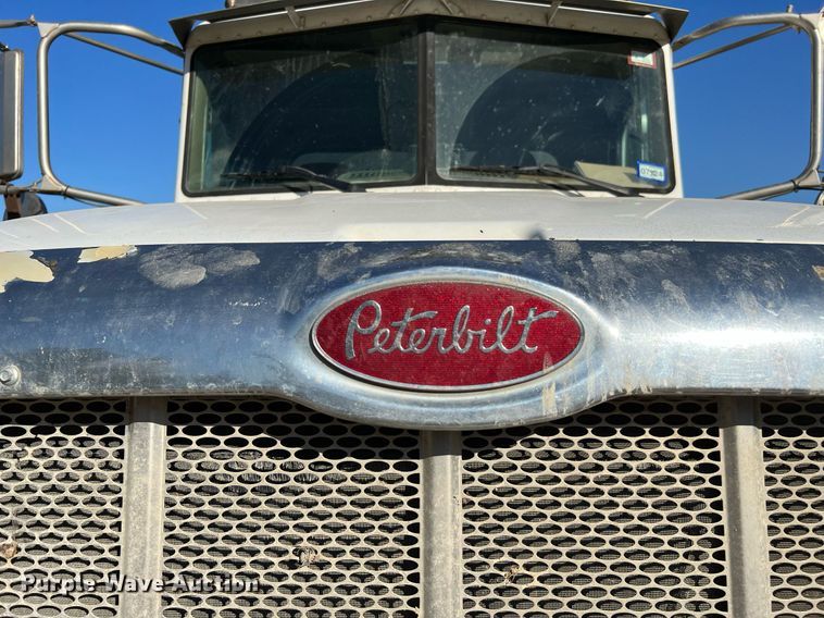 image for item DQ2168 2007 Peterbilt 340  dump truck