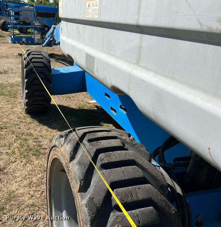 image for item DQ2170 2014 Genie S-65  boom lift
